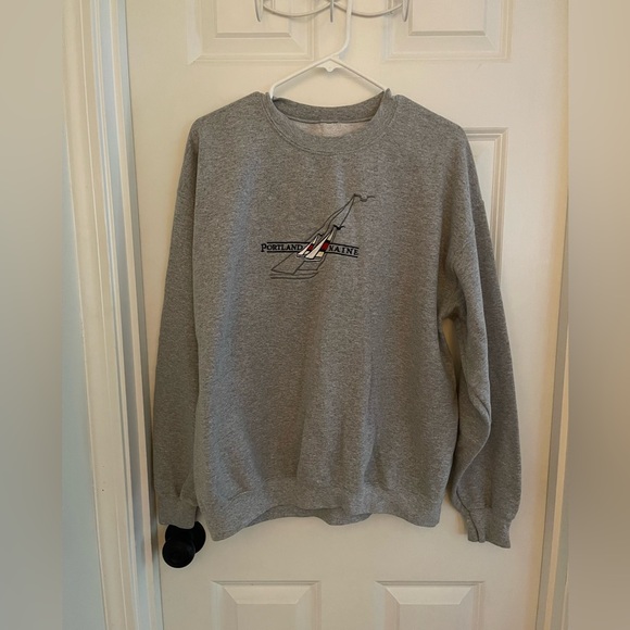 Oversized Portland Maine Grey Crewneck Sailboat Design - Picture 1 of 2